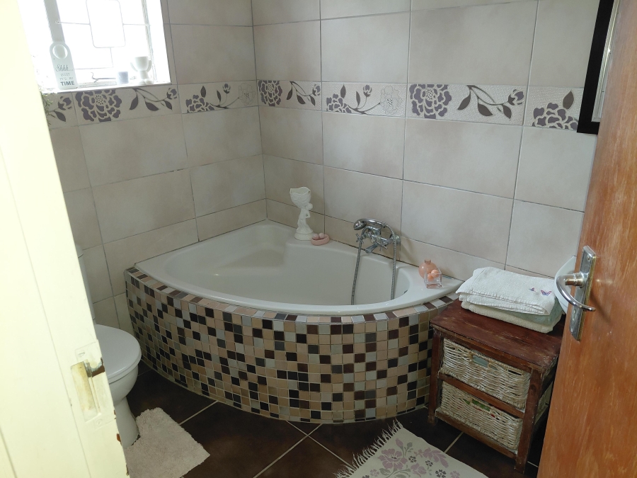 3 Bedroom Property for Sale in Bothasrus Eastern Cape